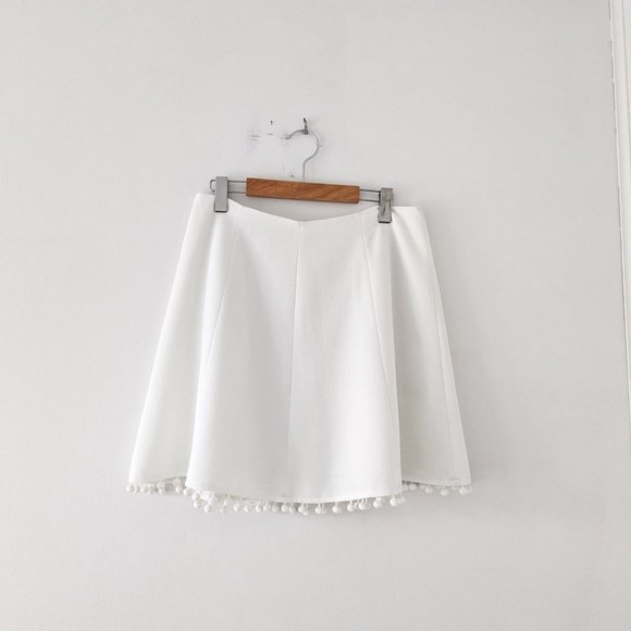 Club Monaco Pom Pom Mini Skirt - Picture 5 of 8